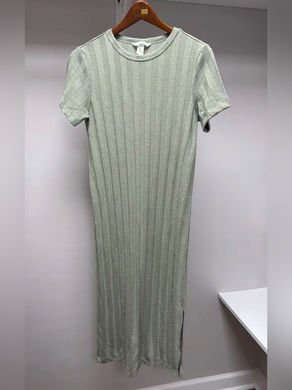 H&M Ribbed Short-Sleeve Maxi Dress — Sage
